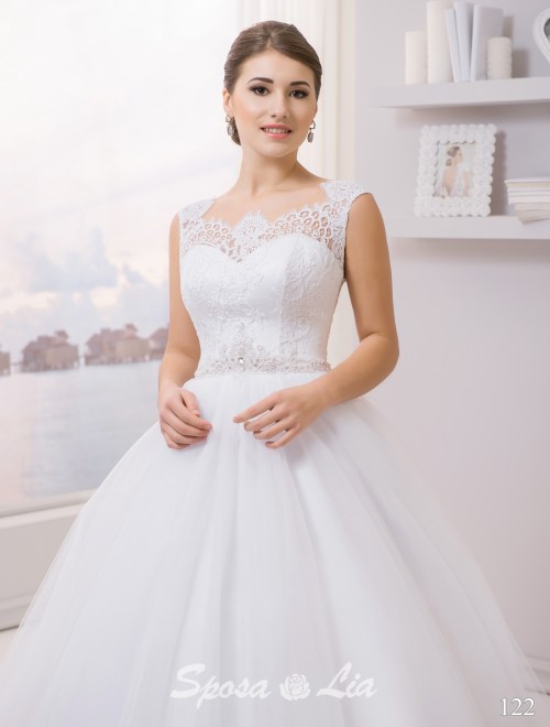 https://www.sposa-lia.com/images/stories/virtuemart/product/122 (2).jpg